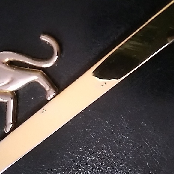 Vintage Black Purse w/Goldtone Cougar - Picture 7 of 13